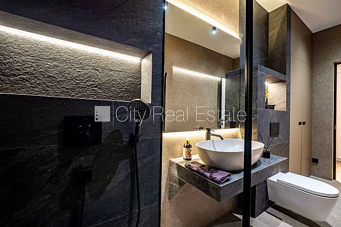 Новостройка, зеленая территория, закрытый двор, въездные ворота оснащены Юрмала - изображение 7