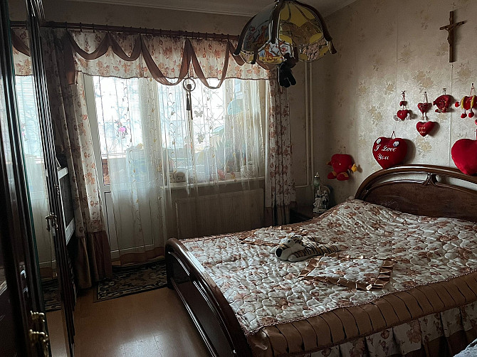 Продаю шикарную квартиру со всеми удобствами и с мебелью без посредника. Окна-стеклопакет, ... Rīga - foto 8