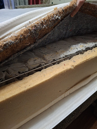 Pardodu matraci labā stāvoklī. ir vasaras un ziemas puse. ziemas puse ir labākā stāvoklī. Sk. arī... Ventspils - foto 2