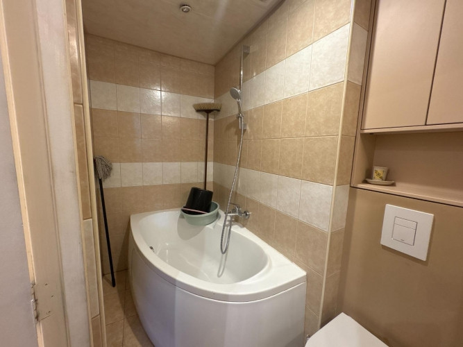 Izīrē klusu un mājīgu 2 istabu dzīvokli!  Dzīvoklis ir gaišs, pilnībā aprīkots un tam ir Rīga - foto 9