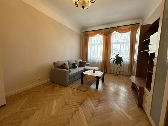 Izīrē plašu 3 istabu dzīvokli!  Dzīvoklis ir gaišs un mājīgs. un tajā visas 3 istabas ir Rīga - foto 4