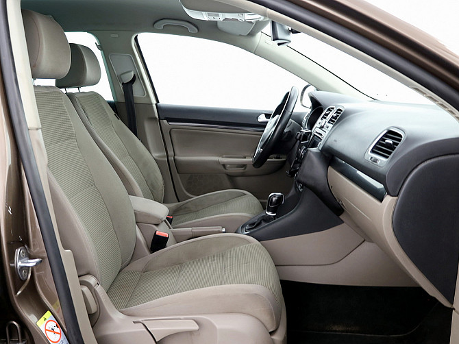 Volkswagen Golf Comfortline ATM 1.6 TDI 77kW Таллин - изображение 6