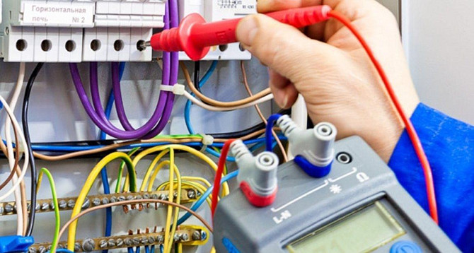 Выполняю весь спектр работ по электрике, от замены всей проводки и подключения к... Rīga - foto 1