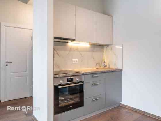 Сдается просторная и светлая 2-комнатная квартира-лофт с высокими потолками и Rīga