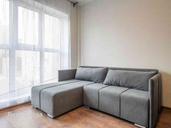 Сдается просторная и светлая 2-комнатная квартира с удобной планировкой. Rīga