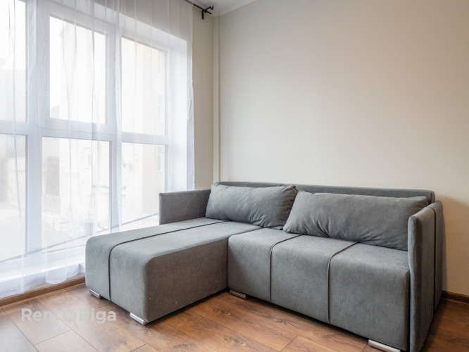 Pieejams plašs un gaišs 2 istabu dzīvoklis ar ērtu plānojumu. Dzīvoklis ir pilnībā Rīga - foto 4