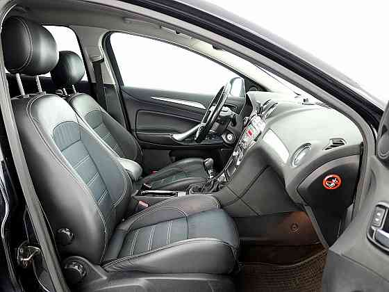 Ford Mondeo Ghia 2.0 TDCi 103kW Tallina