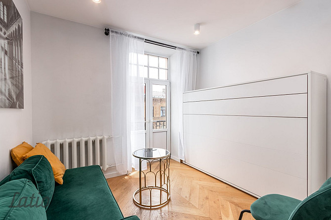 Gaišs un mājīgs studio tipa dzīvoklis Rīgas centrā, Aleksandra Čaka ielā 33. Dzīvoklis ir Rīga - foto 3