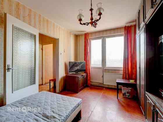 Продаётся квартира в выгодной локации с большим потенциалом.  Предлагаем Рига