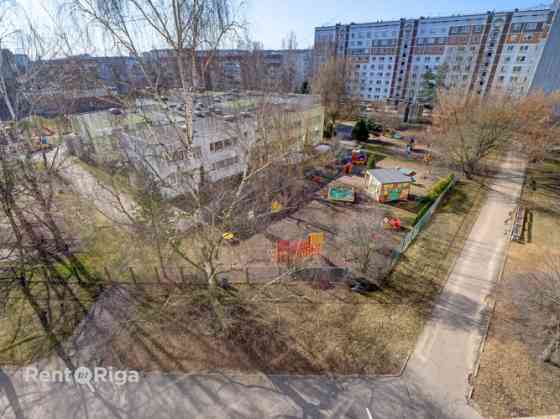 Продаётся квартира в выгодной локации с большим потенциалом.  Предлагаем Рига