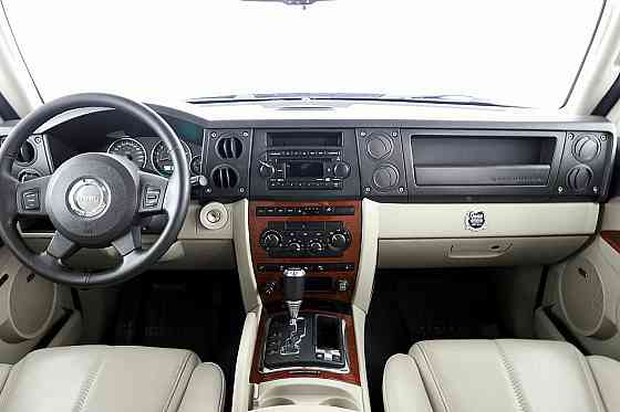 Jeep Commander Limited 3.0 CRD 160kW Tallina