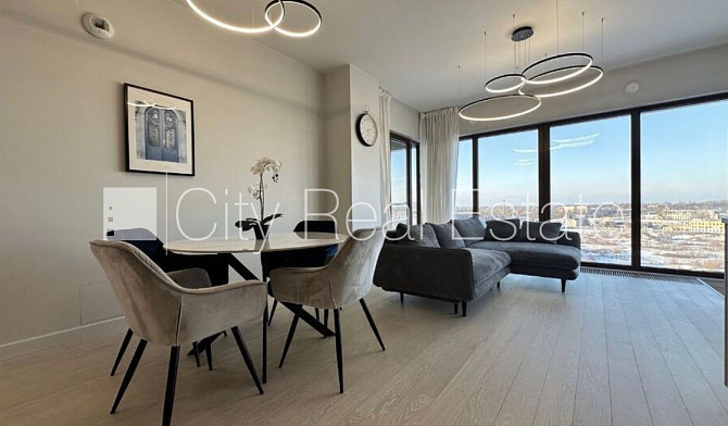 Labiekārtota apzaļumota teritorija, bezmaksas stāvvieta pagalmā, viena istaba izolēta, Rīga - foto 18