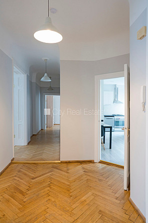 Фасадный дом, окна выходят в обе стороны дома, количество спален 3 шт., Рига - изображение 20