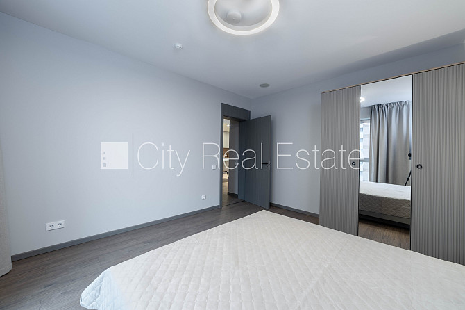 Фасадный дом, реновированный дом, вход со двора, апартаменты люкс, лифт, Рига - изображение 18