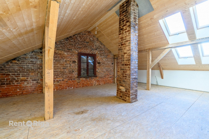 Plašs mansarda dzīvoklis Vecliepājas sirdī ar perspektīvu plānojumu!  Bonuss: Dzīvoklim ir Liepāja - foto 8