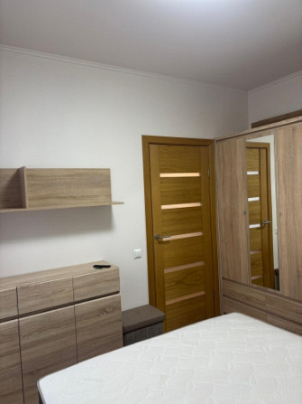 Īlgtermiņā tiek izīrēts 2 istabu dzīvoklis  jaunā projektā Saliena.  Plānojums: Studio Rīgas rajons - foto 7