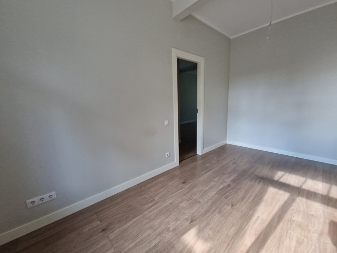 Piedāvājumā mūsdienīgs 2 guļamistabu dzīvoklis ar pilnu apdari renovētā projektā Jūrmala - foto 9