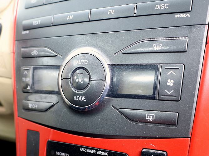 Toyota Corolla Linea Sol ATM 1.6 91kW Tallina - foto 8