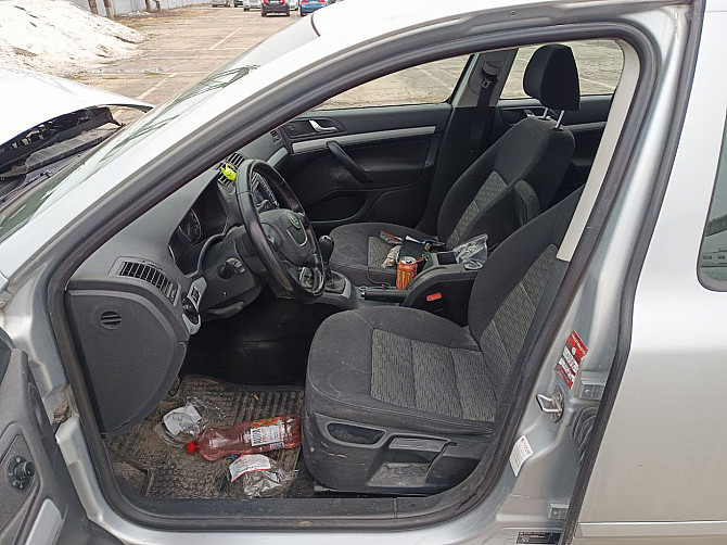 Skoda Octavia Comfortline Facelift 1.6 TDI 77kW Tallina - foto 6