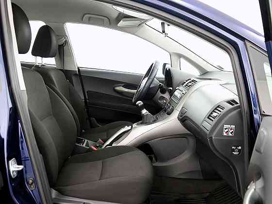 Toyota Auris Linea Sol 1.6 91kW Tallina