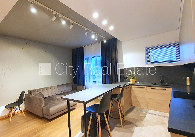 Новостройка, закрытый двор, место для машины, апартаменты люкс, лифт, количество Рига - изображение 18