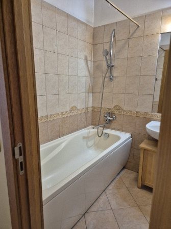 Просторная и функциональная 2-комнатная квартира в зелёном районе Межциемс Рига - изображение 9