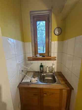 Четырёхкомнатная квартира с характером и потенциалом!  Предлагается просторная Рига