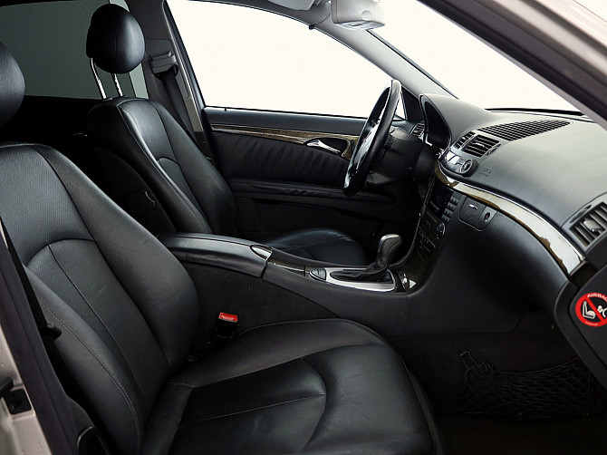 Mercedes-Benz E 320 Avantgarde ATM 3.2 165kW Tallina - foto 6