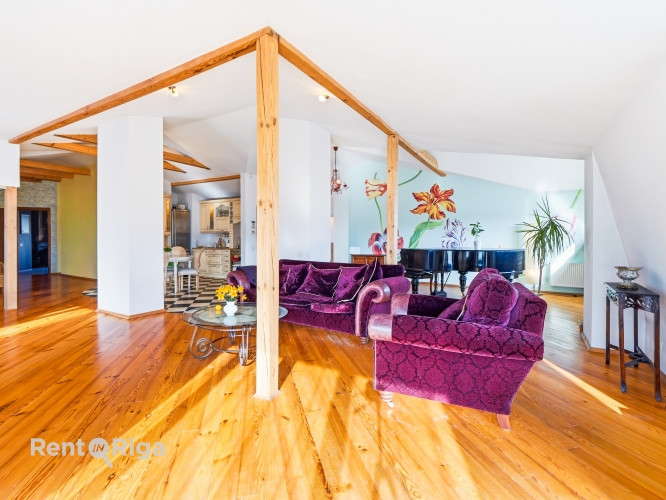 Продаётся просторная мансардная квартира в центре Риги!  Это место с историей, Рига - изображение 5