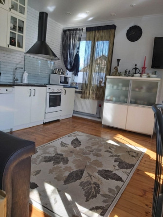 Piedāvājumā 2 stāvu privātmāja Ziepniekkalnā ar lielu zemes gabalu.   Īpašums atrodas Rīga - foto 8