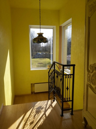 Piedāvājumā 2 stāvu privātmāja Ziepniekkalnā ar lielu zemes gabalu.   Īpašums atrodas Rīga - foto 9