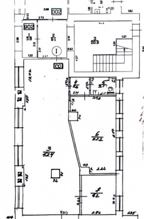 Iznomā tirdzniecības vai biroja telpas ar ērtu piekļuvi.  Telpas atrodas ēkas iekšpagalmā un Rīga - foto 4