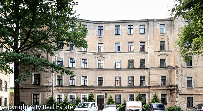 Pagalma ēka, slēgts pagalms, teritorijas iebrauktuves vārti aprīkoti ar automatizētu Rīga - foto 1