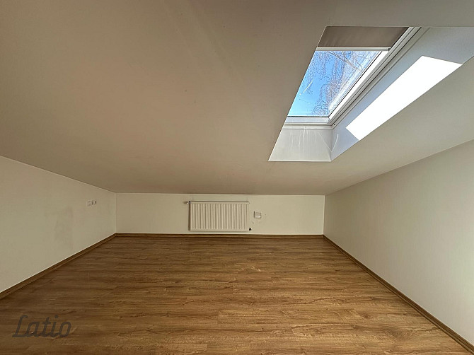 Četru istabu dzīvoklis 2017.gadā renovētā mūra nama, kas būvēts funkcionālisma stilā 1934.gadā, mans Рига - изображение 4