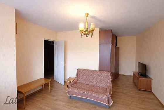 Tiek pārdots vienistabas dzīvoklis ar lielisku atrašanās vietu (Jēkabpils nov. Salas pag. Sala). Dzī Jēkabpils un novads