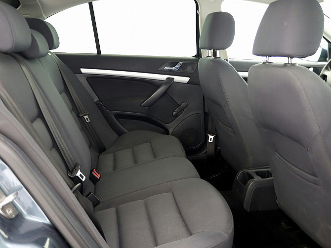 Skoda Octavia Comfortline 1.6 75kW Таллин - изображение 7