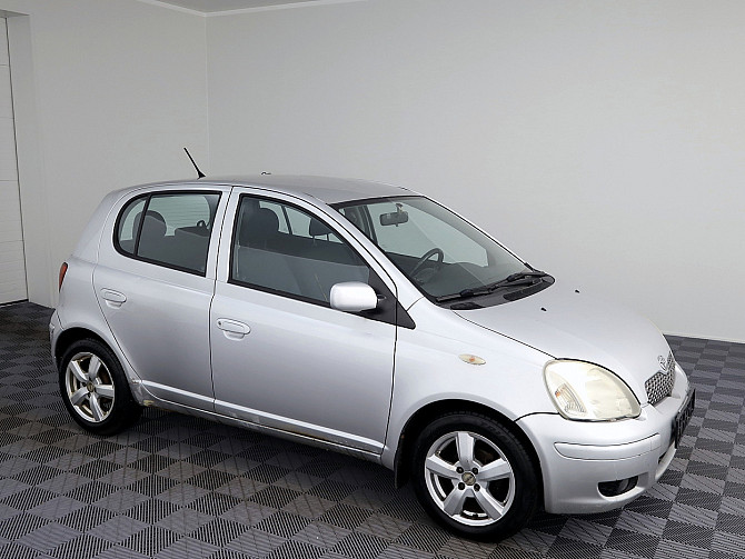 Toyota Yaris Linea Sol Facelift A-C 1.5 78kW Таллин - изображение 1