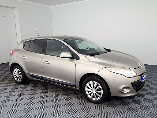 Renault Megane Elegance LPG 1.6 81kW Таллин - изображение 1