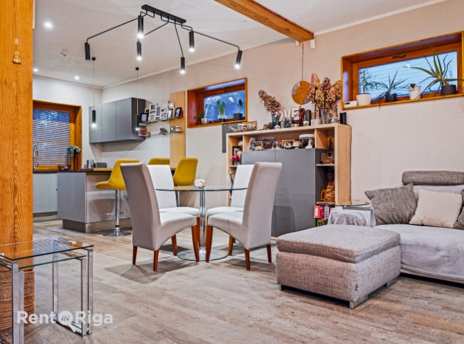 Tiek pārdota plaša, mūsdienīga un gaiša ģimenes māja Jaundubultos ar atsevišķu viesu māju Jūrmala - foto 7