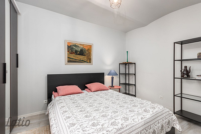 Izīrē ilgtermiņā mēbelētu un ar sadzīves tehniku aprīkotu divistabu dzīvokli pirmskara Rīga - foto 5