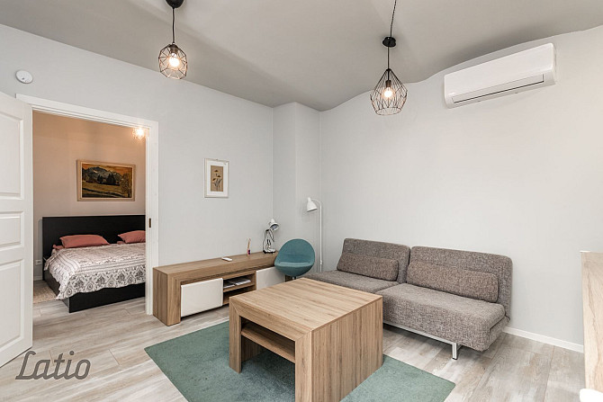 Izīrē ilgtermiņā mēbelētu un ar sadzīves tehniku aprīkotu divistabu dzīvokli pirmskara Rīga - foto 4