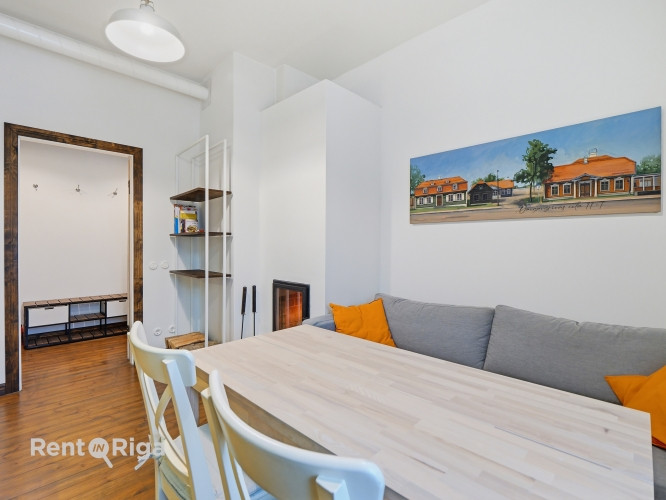 Šarmants dzīvoklis Jaunatnes dārza malā, kam saglabāta vēsturiskā Āgenskalna aura! Rīga - foto 6