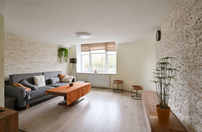 Предлагается кирпичный семейный дом в Олайнском районе, д/к Ezītis, с прочной Рига - изображение 1