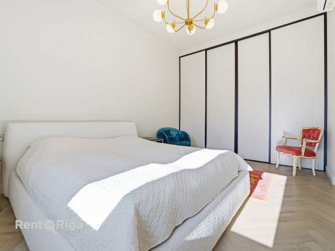 4-istabu Dzīvoklis, kas apvieno mieru ar pilsētas dinamiku.  Stabu ielā 54a, iekšpagalma ēkā, Rīga - foto 7