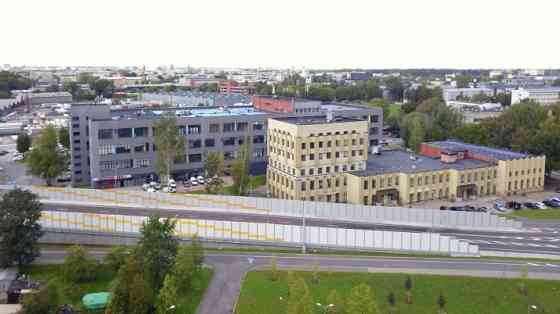 Торговые помещения с отдельным входом со стороны двора, Пурвциемс  рядом с T/C Domina Rīga