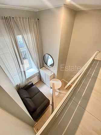 Фасадный дом, реновированный дом, благоустроенная озеленённая территория, Рига