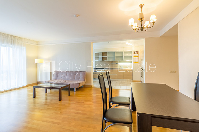 Проект - Panorama Plaza (Панорама Плаза), благоустроенный озеленённый двор, во дворе Рига - изображение 5