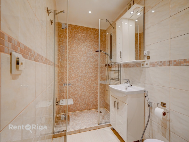 Предлагается в долгосрочную аренду уютная и светлая однокомнатная квартира в Рига - изображение 8