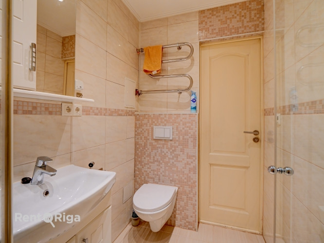 Предлагается в долгосрочную аренду уютная и светлая однокомнатная квартира в Рига - изображение 9