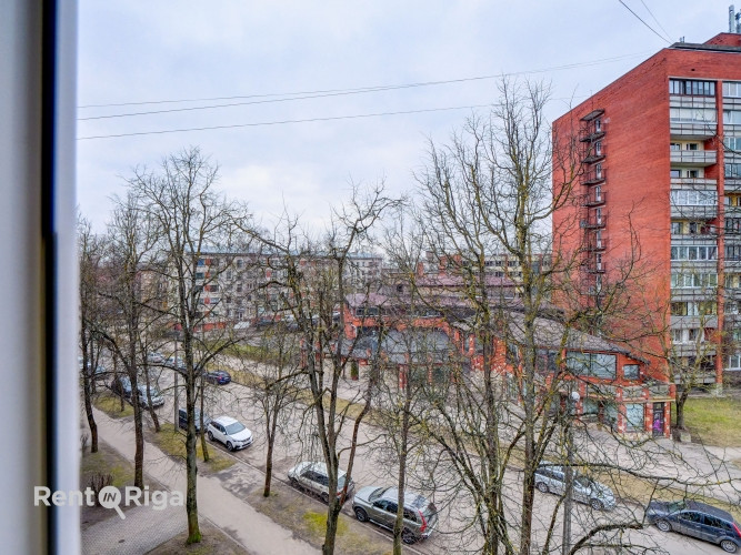 На долгосрочную аренду сдаётся уютная 2-комнатная квартира рядом с ТЦ Dole! Из Рига - изображение 3